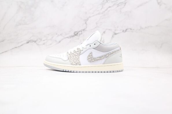 NIKE Air Jordan 1 Low PRM“Elephant Print”