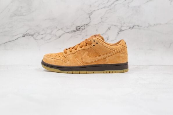 NIKE Dunk Low Mocha wheat