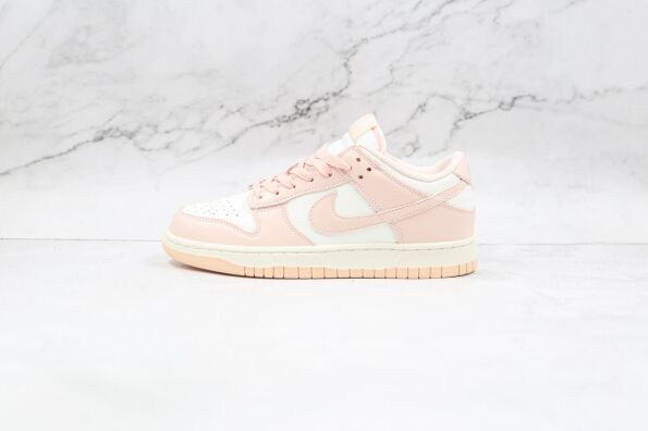 NIKE Dunk SB Low "Orange Pearl"