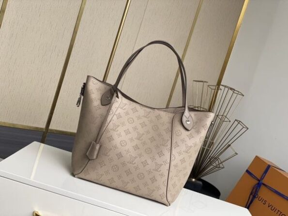 LV Tote Bag