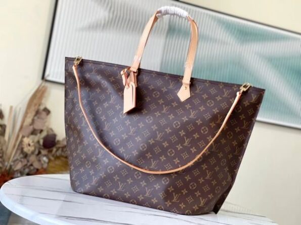 LV Tote Bag