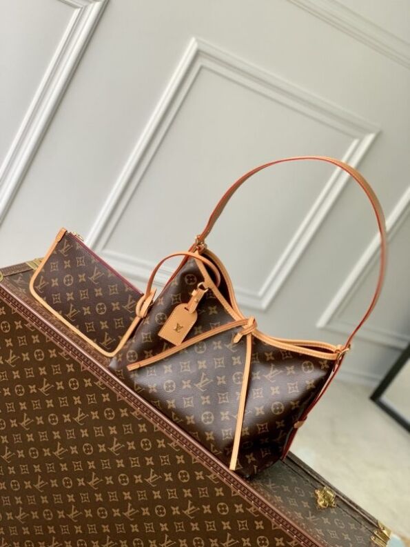 LV Tote Bag