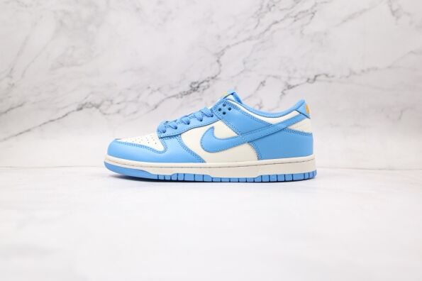 Nike SB dunk low blue