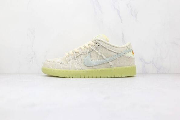 NIKE SB Dunk Low Mummy Luminous Mummy