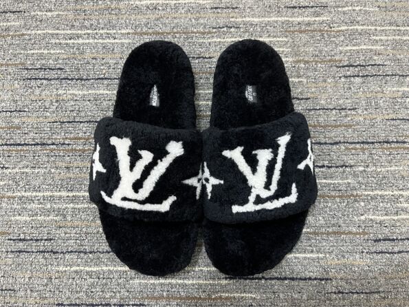 LV Slipper